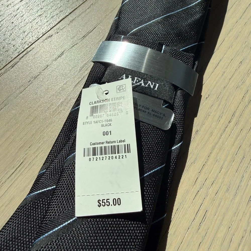 NWT Alfani Clarkson Stripe Black and Blue Men's Tie